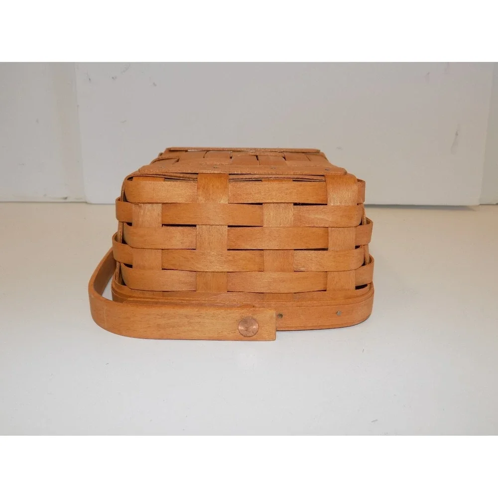 Square Medium Berry Basket 7